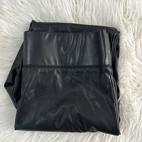 MORGAN TAYLOR FAUX LEATHER SIZE LARGE - Picture 7 of 8